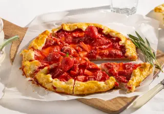 Галета с клубникой