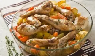 Куриные ножки с овощами