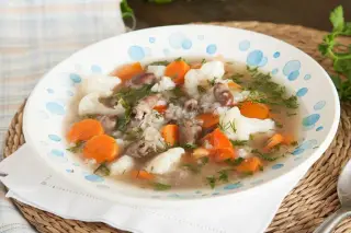 Овощной суп с сердечками
