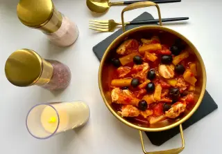 Рагу с тыквой, индейкой и маслинами