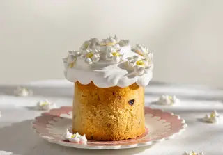 Декор для кулича «Ромашки из безе»