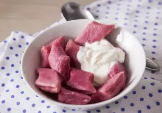 Розовые ленивые вареники