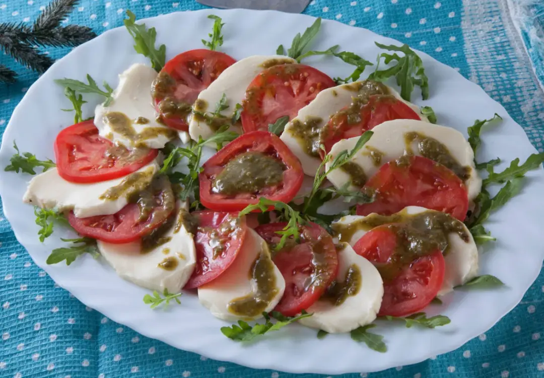 Салат Капрезе