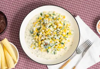 Салат с кукурузой и яйцом