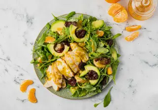 Салат с курицей и мандаринами