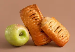 Слойка с яблоком и грушей