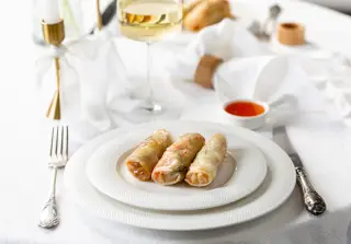 Спринг-роллы с овощами и курицей