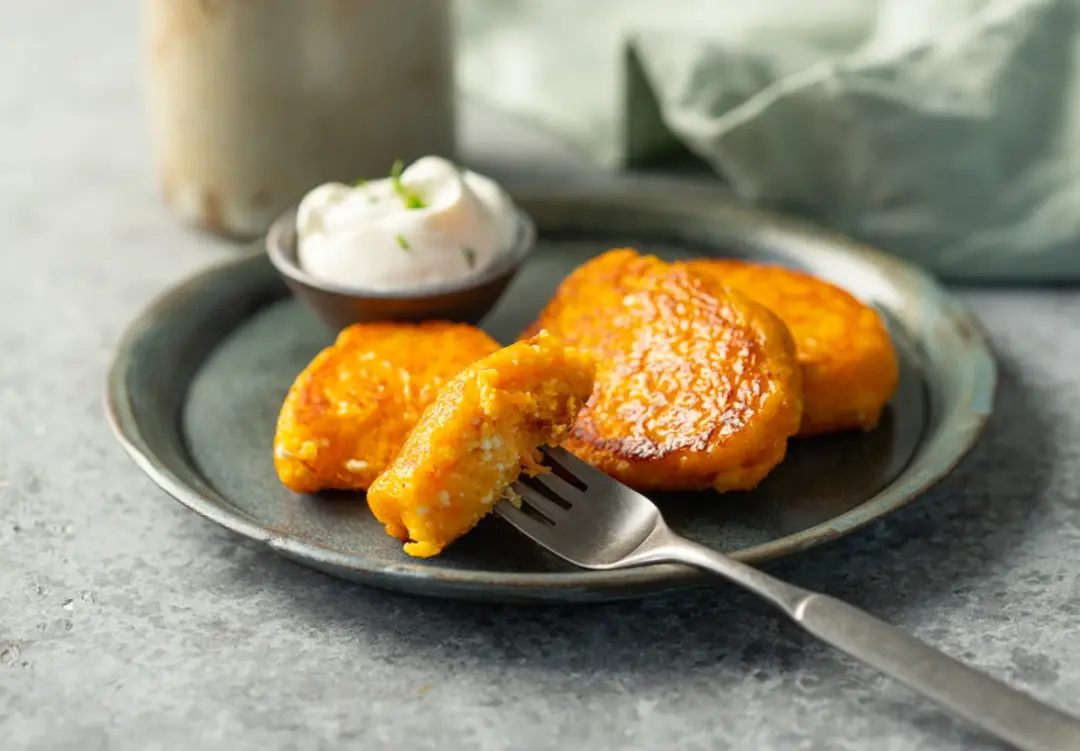 Сырники с манкой и морковью