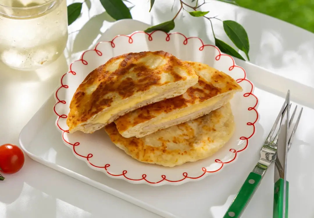 Сырные лепёшки
