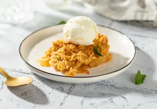 Яблочный крисп с овсянкой