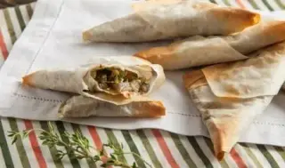 Закусочные пирожки с овощной начинкой