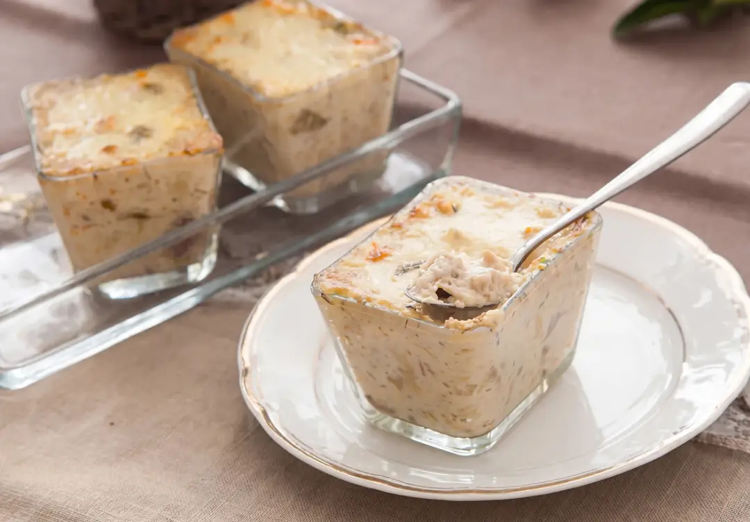 Жюльен с курицей и грибами