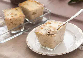 Жюльен с курицей и грибами